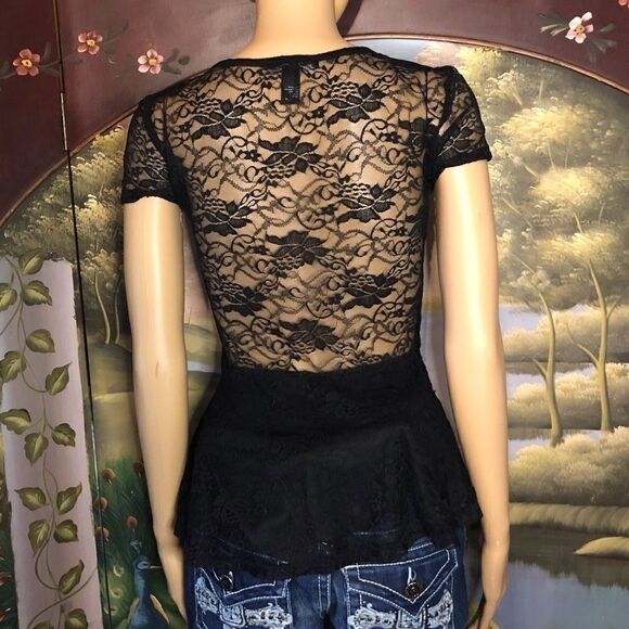 Forever 21 Juniors Black Lace Peplum Top Sz S - Picture 4 of 5